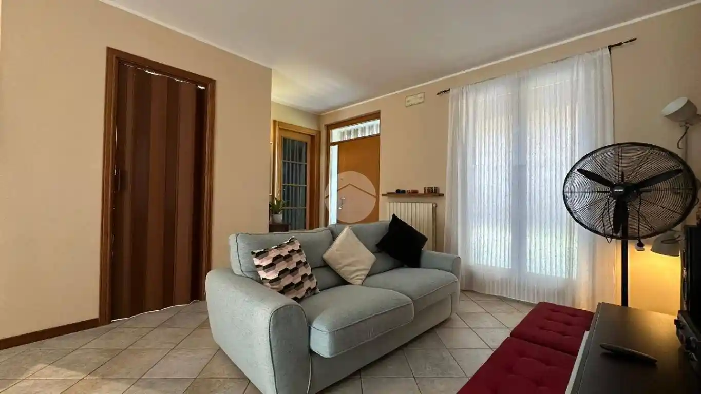 Villa a schiera via Eugenio Montale 3, Cazzano di Tramigna - foto 3