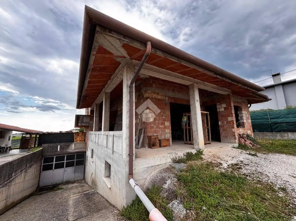 Villa in vendita a Cornuda