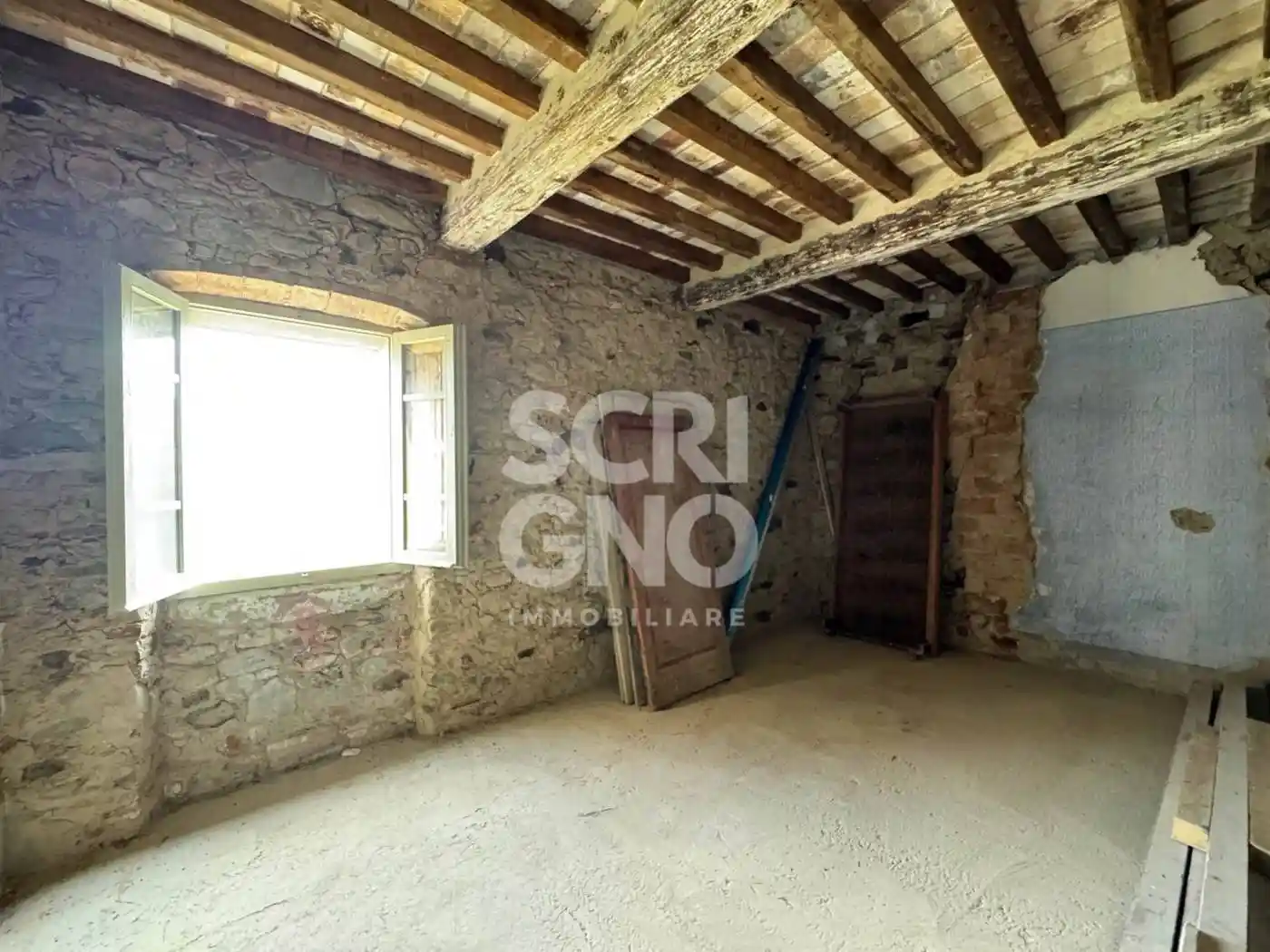 Casa indipendente in vendita a Pistoia