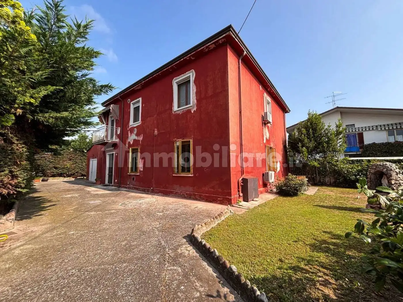 Villa in vendita a Verona