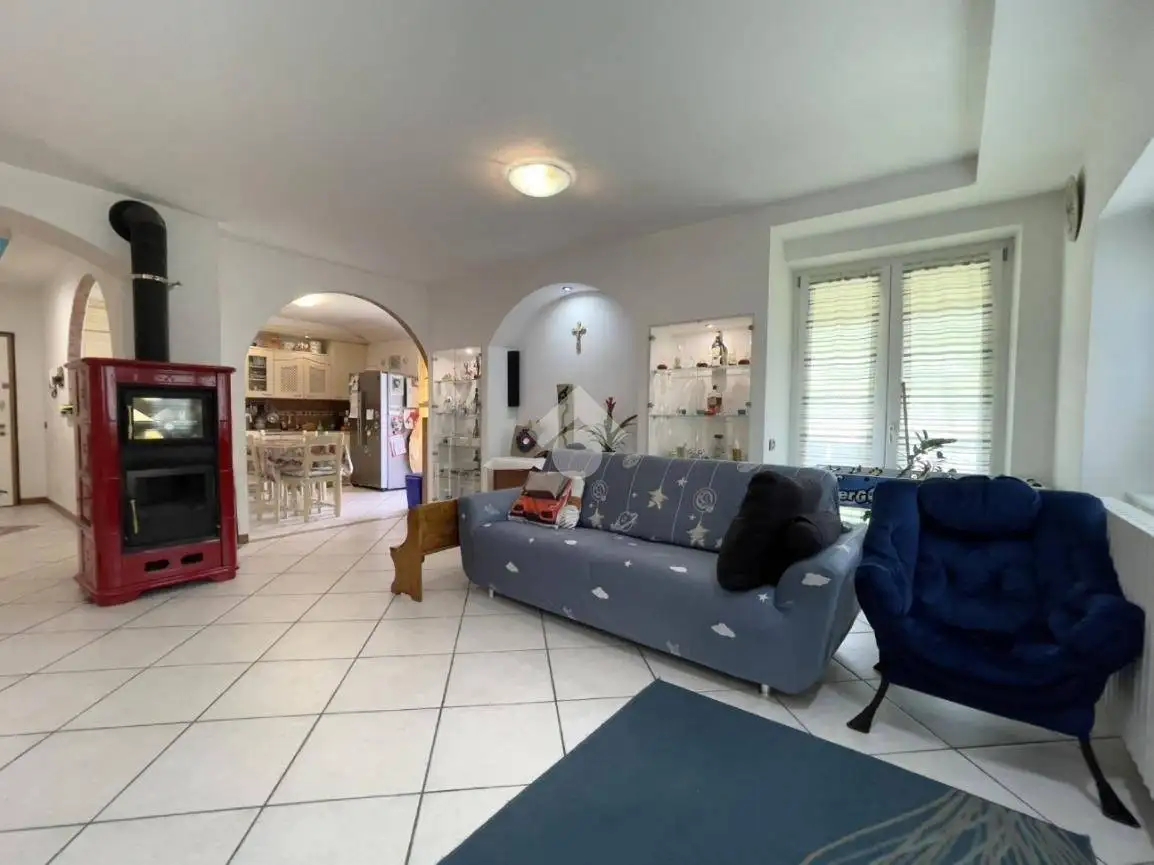 Appartamento in vendita a Chiuro