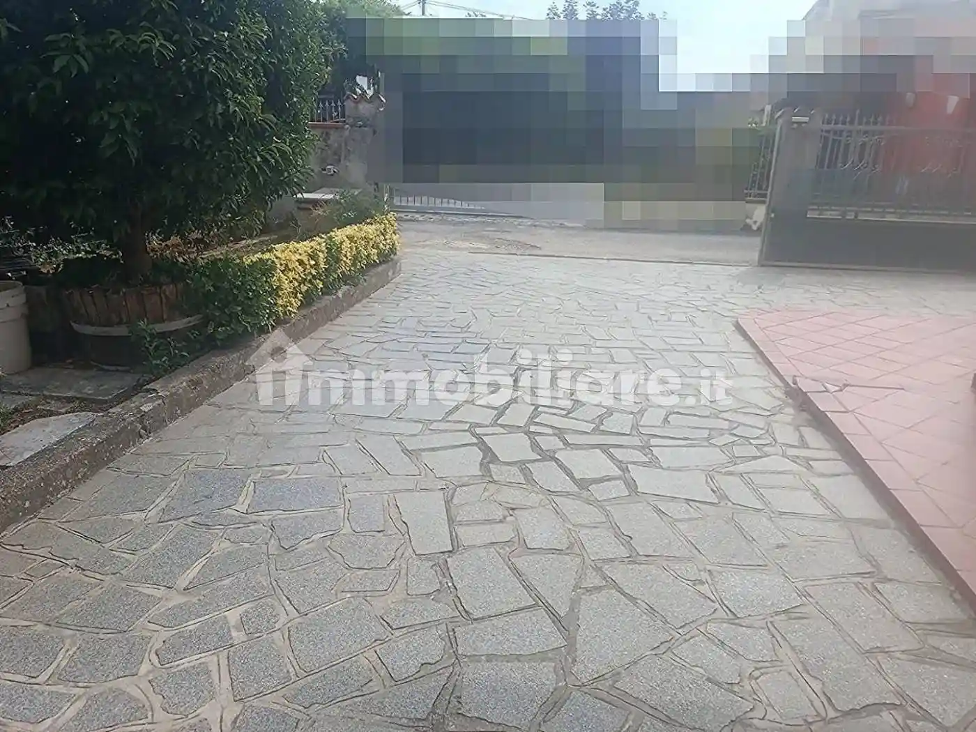 Villa bifamiliare piazza Istria,  54100, Romagnano, Massa - foto 2