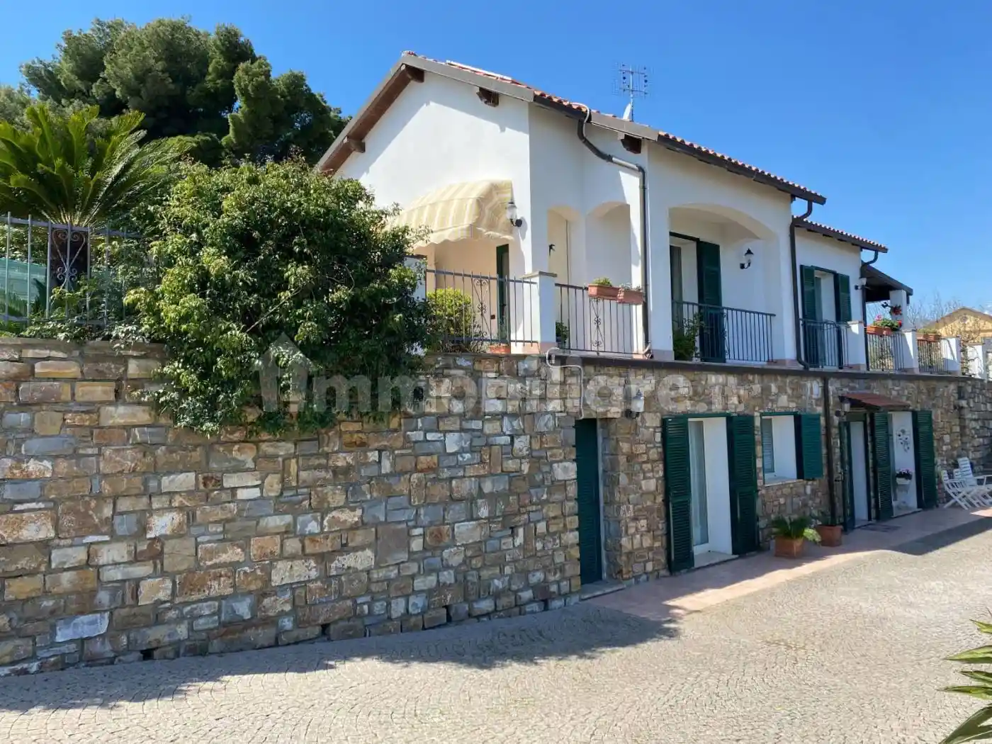 Villa in vendita a Imperia