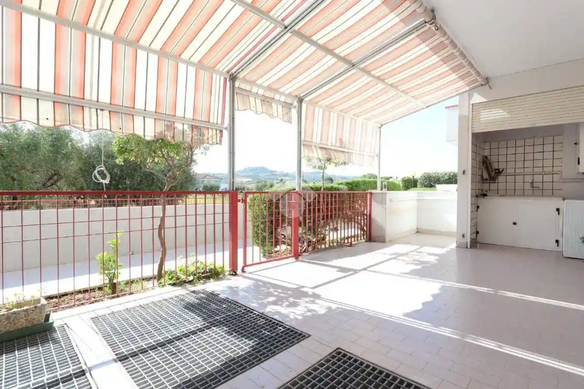 Trilocale via Gioacchino Rossini 26, Villa Rosa, Martinsicuro - foto 2