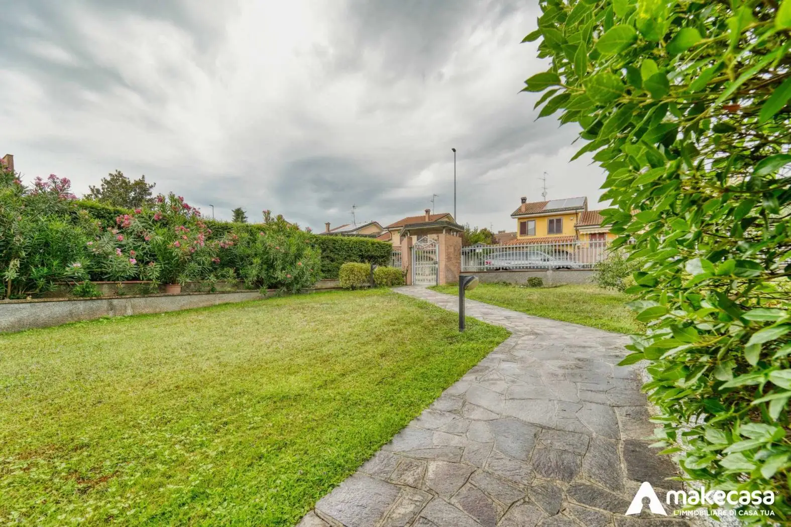 Trilocale via Giosuè Carducci 8, Casalmaiocco - foto 4