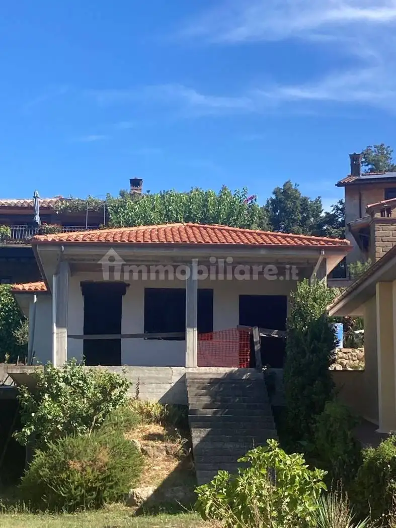 Villa unifamiliare via 25 Aprile 17, Montevirginio, Canale Monterano - foto 2