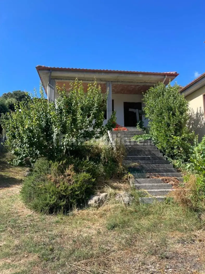 Villa unifamiliare via 25 Aprile 17, Montevirginio, Canale Monterano - foto 4