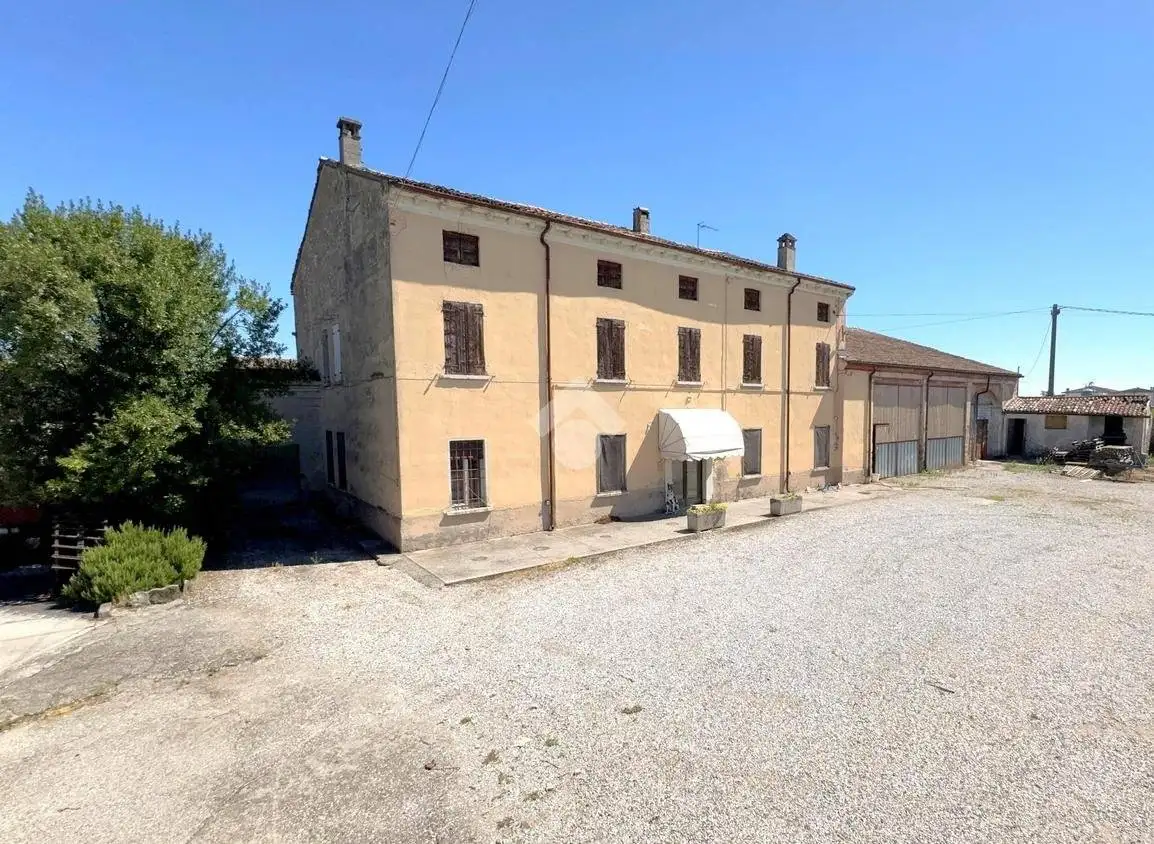 Casa indipendente in vendita a Guidizzolo