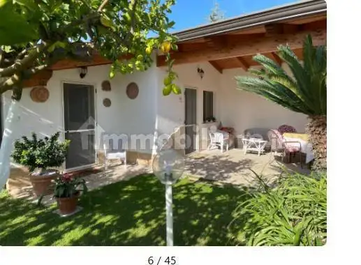 Villa in vendita a Cellole