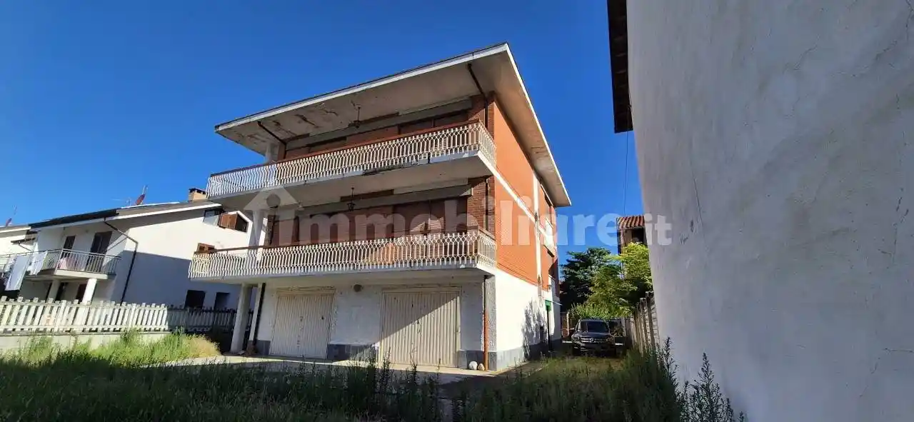 Villa in vendita a Foglizzo