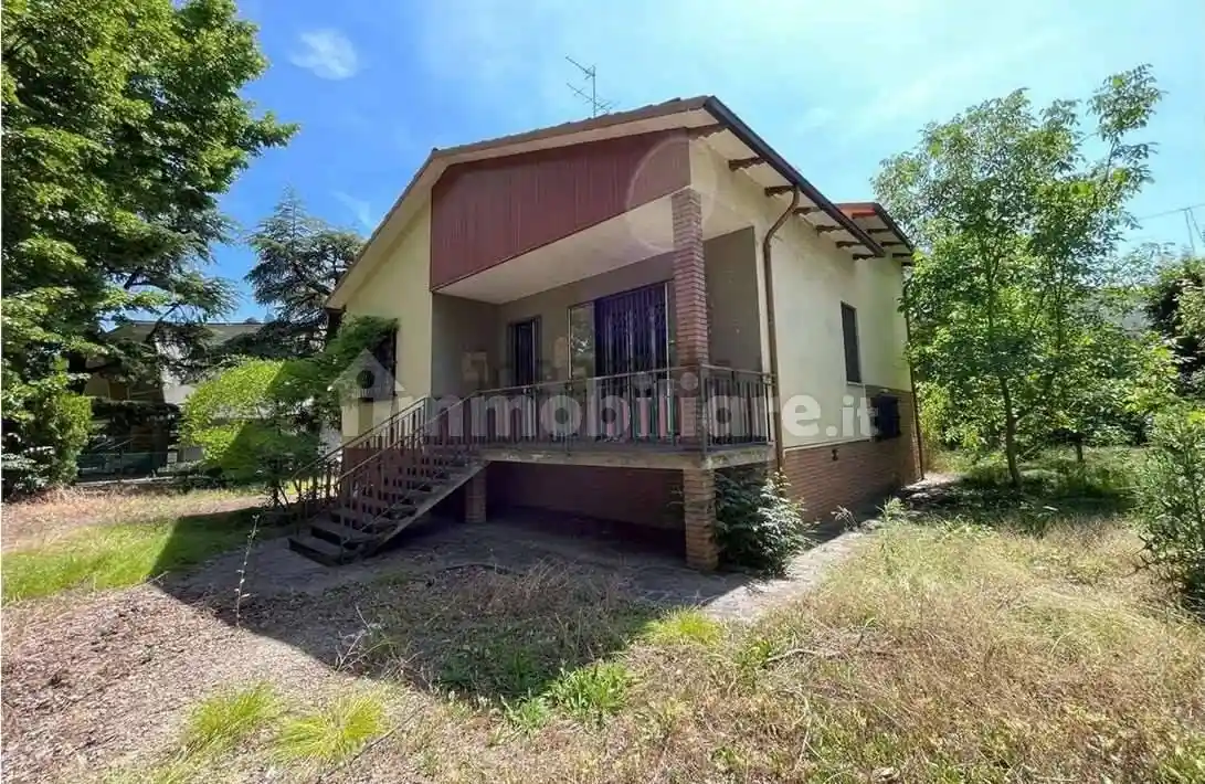 Villa in vendita a Modena