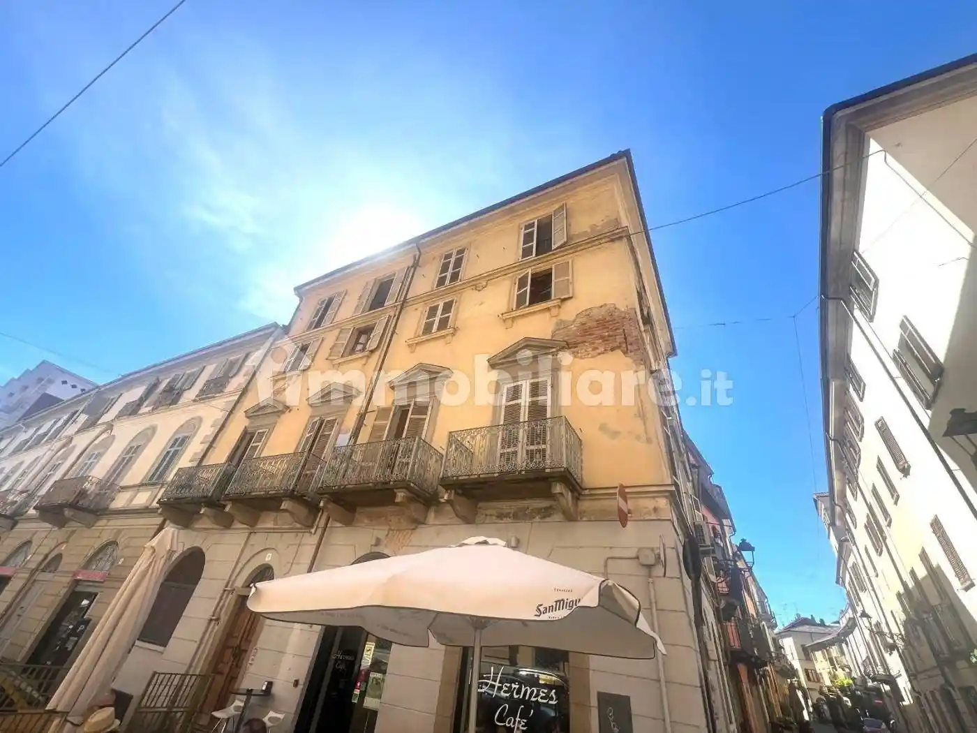 Appartamento in vendita a Vercelli