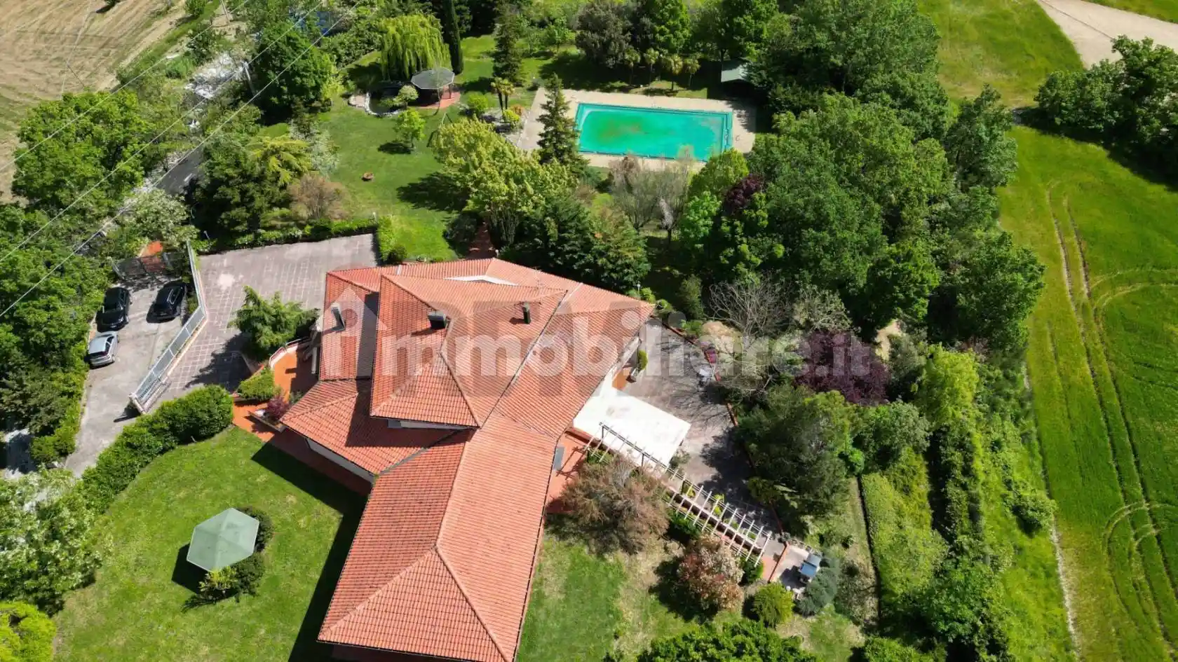 Villa in vendita a Fabriano