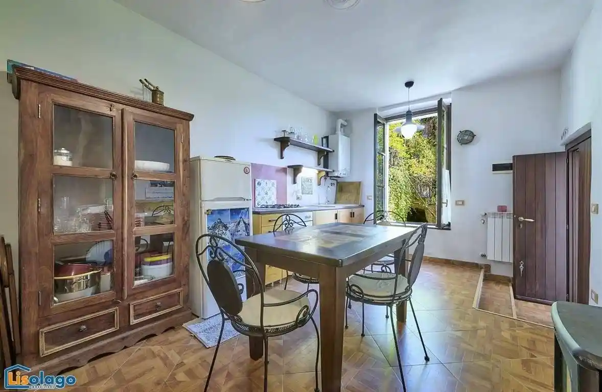 Appartamento in vendita a Mandello del Lario