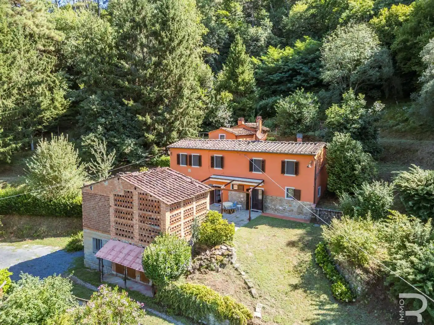 Rustico - Casale in vendita a Pescia