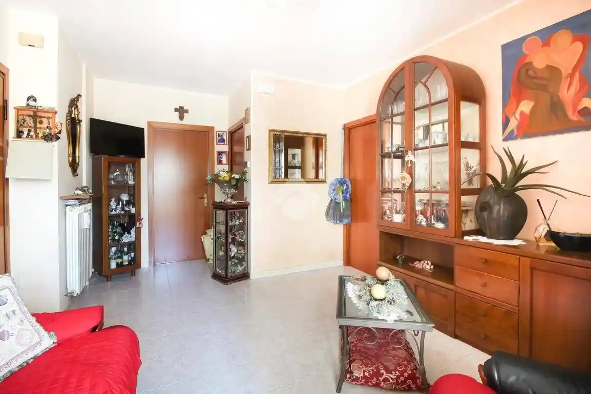 Bilocale via Giacomo Leopardi 52, Centro, Martinsicuro - foto 2