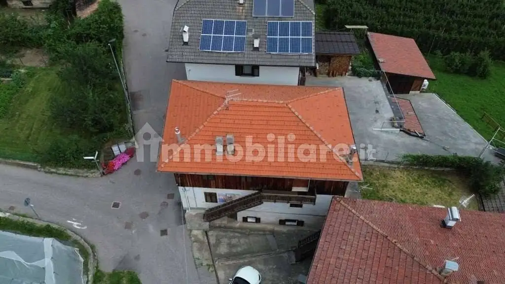 Appartamento via Della Villa, 36, Caldes - foto 3