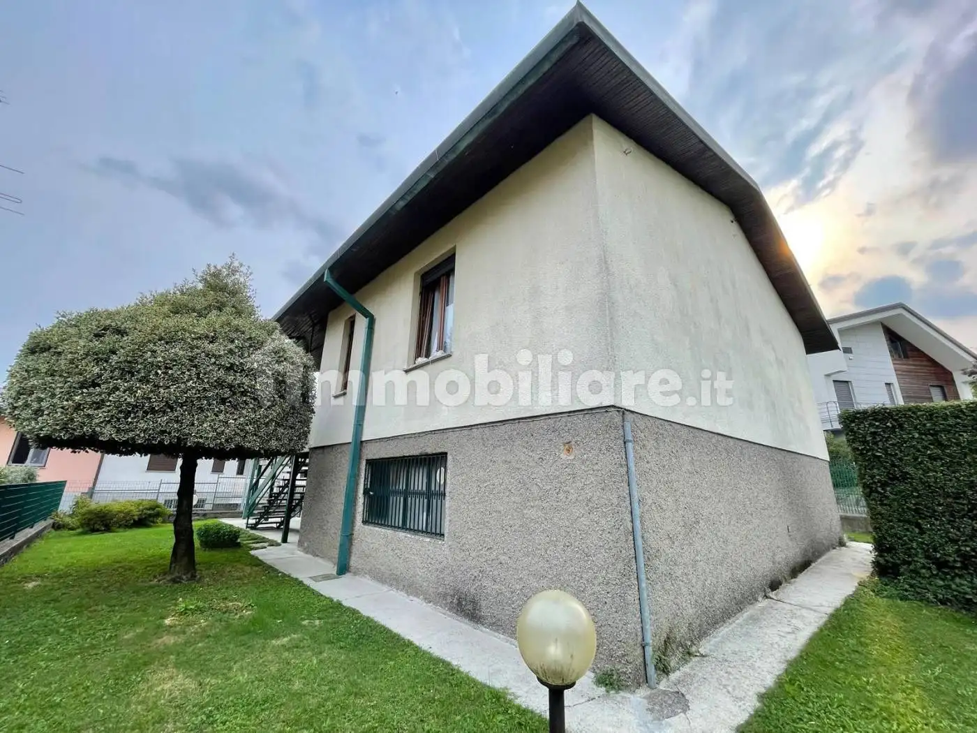 Villa unifamiliare via Tiziano Vecellio, Cucciago - foto 2