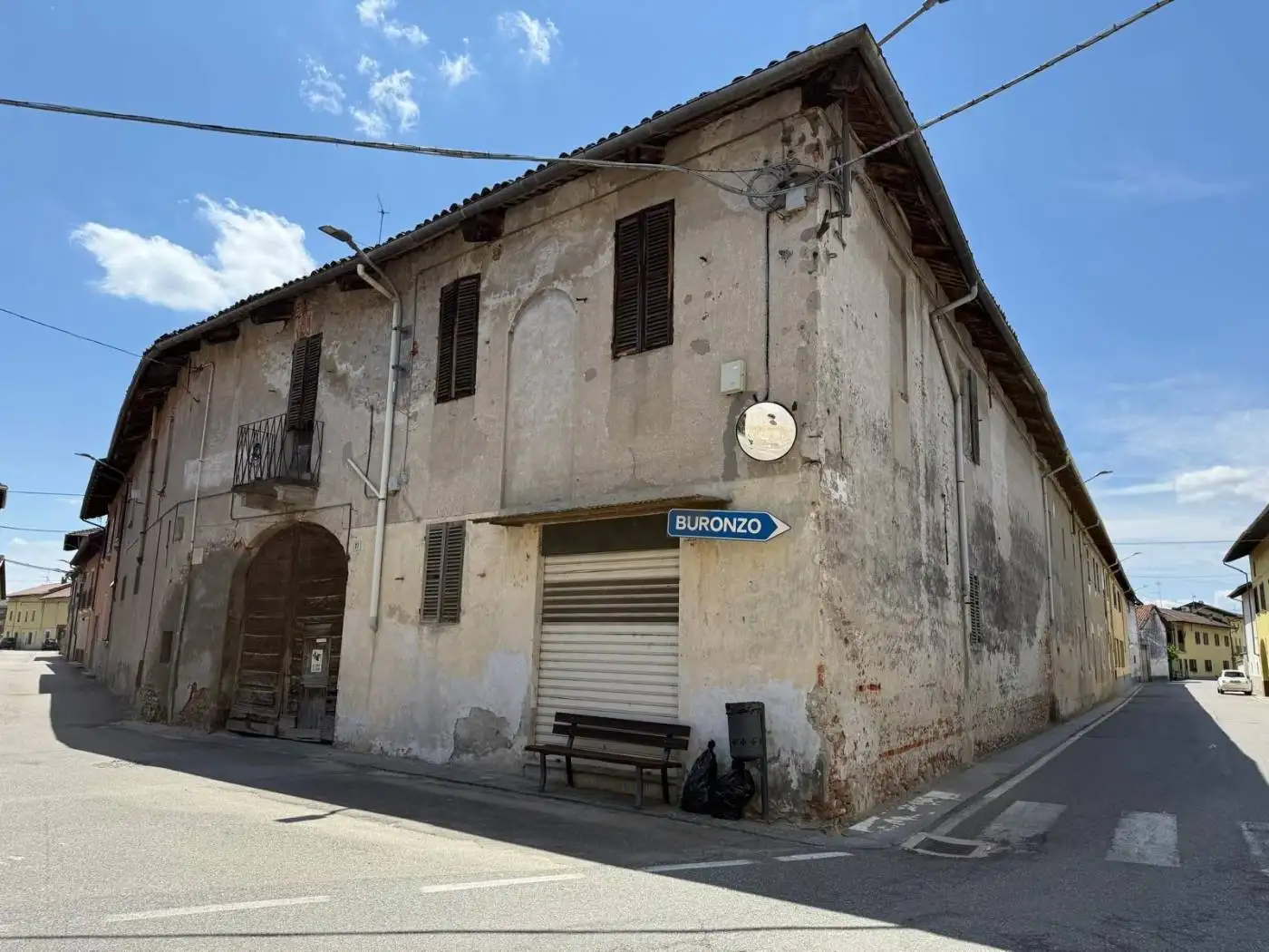Palazzo - Edificio in vendita a Arborio