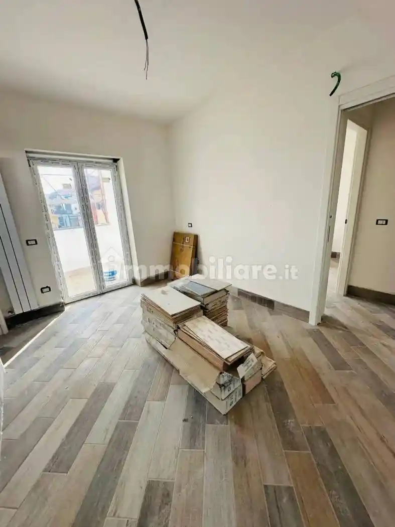 Quadrilocale via Madonna Delle Grazie San C., Madonna delle Grazie, Giugliano in Campania - foto 4