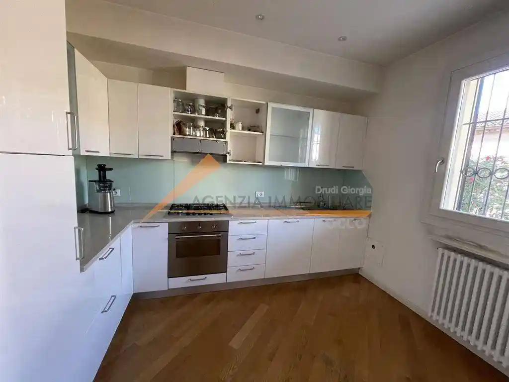 Villa in vendita a Ravenna