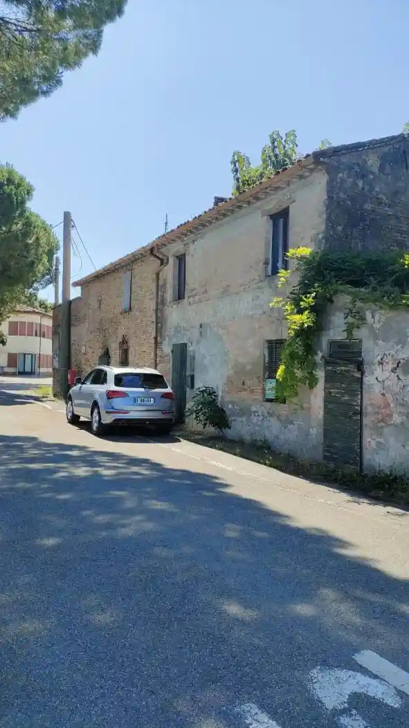 Rustico - Casale in vendita a Russi