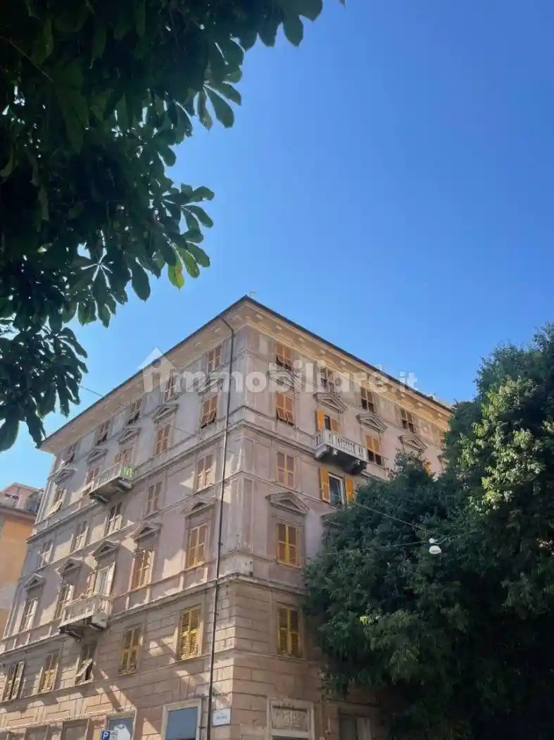 Appartamento in vendita a Genova