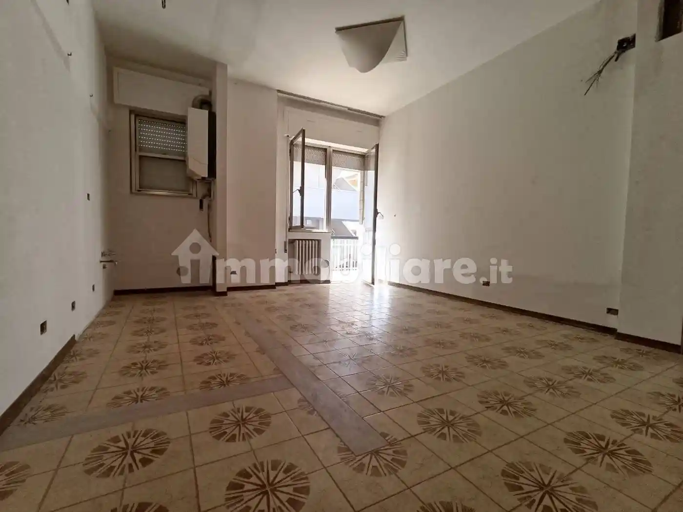 Trilocale Lungomare Guglielmo Marconi 216/B, Lungomare Marconi, Alba Adriatica - foto 2