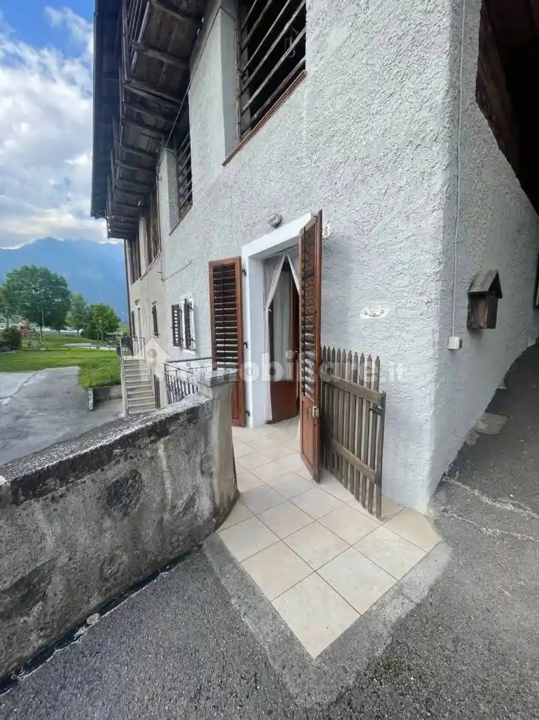 Villa in vendita a Comano Terme