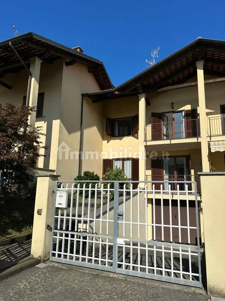 Villa in vendita a Cavaglià