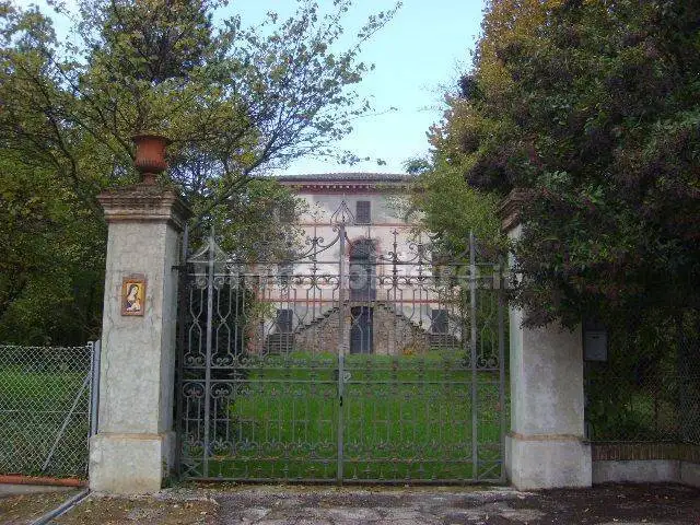 Rustico - Casale in vendita a Predappio