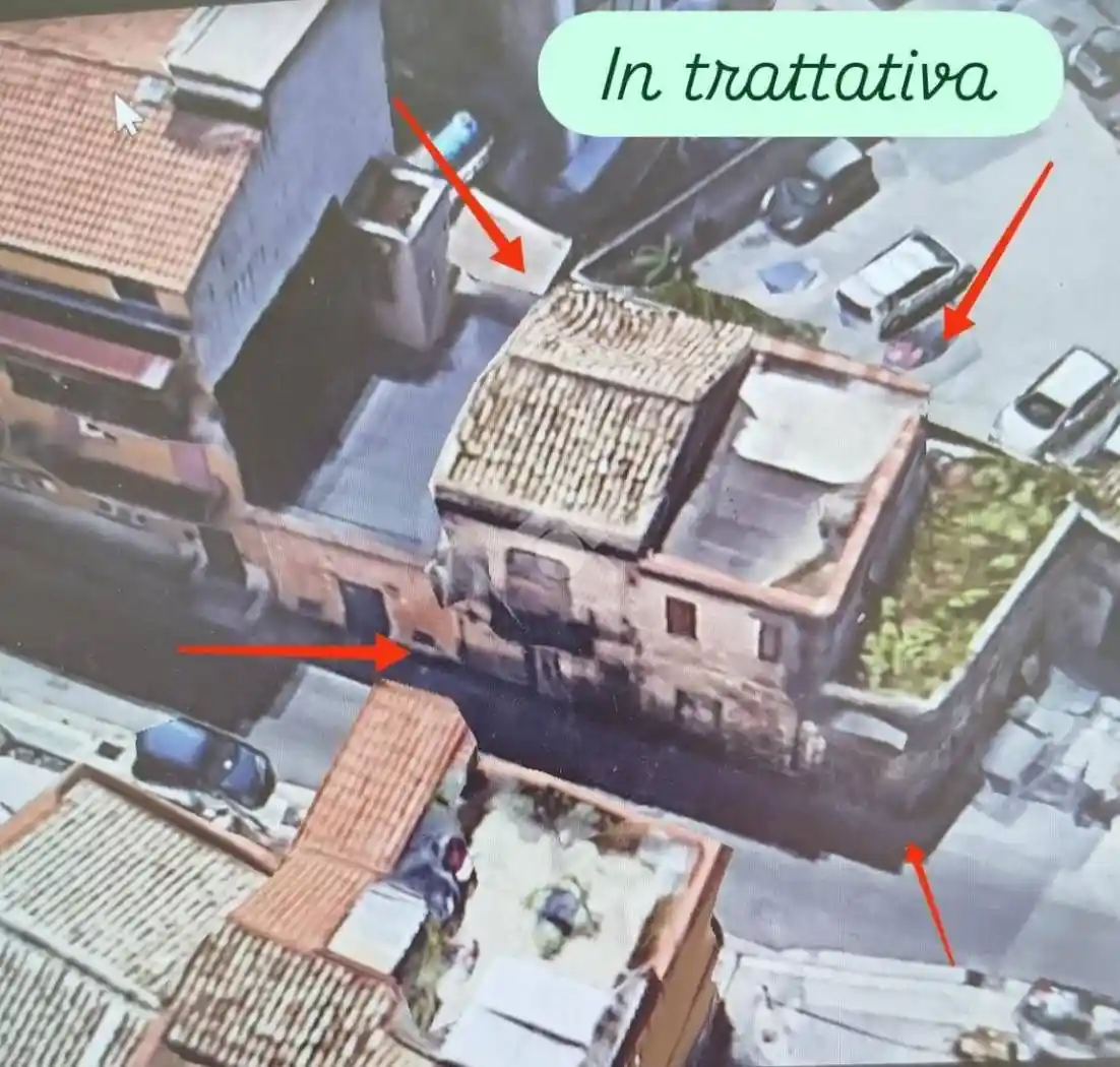 Palazzo - Edificio in vendita a Palermo