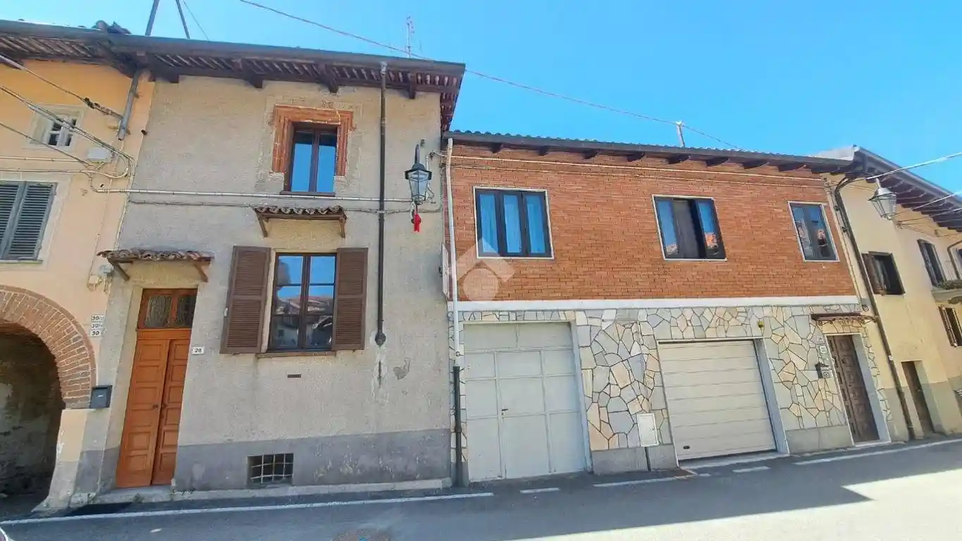 Casa indipendente in vendita a Magnano