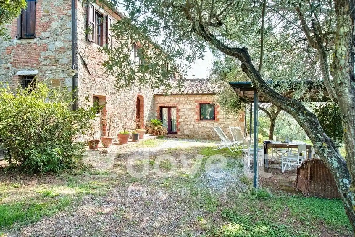 Villa in vendita a Asciano