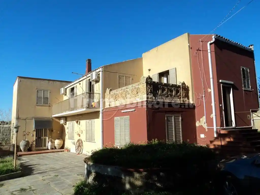 Villa in vendita a Caltagirone