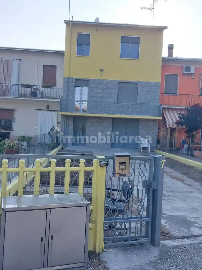 Villetta a schiera in vendita a Borgo Mantovano