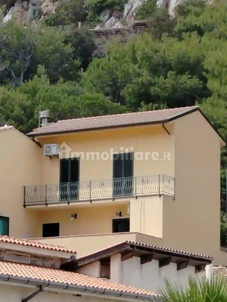 Terratetto plurifamiliare via Pranu Sartu 18, Buggerru - foto 4