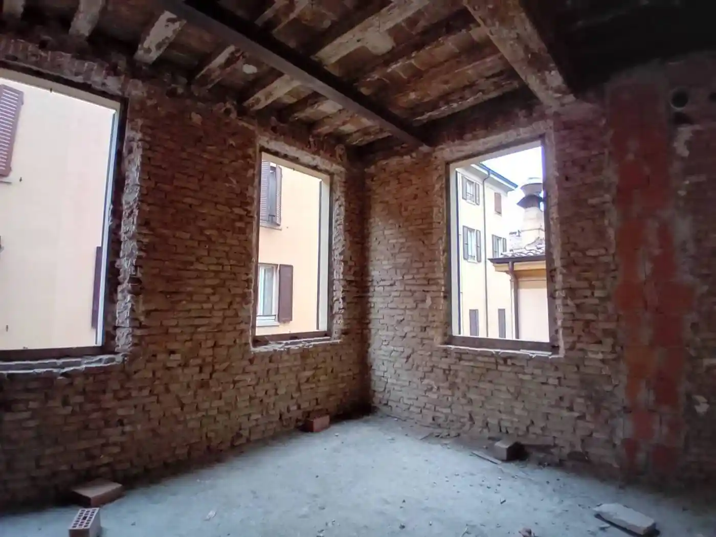 Appartamento in vendita a Modena