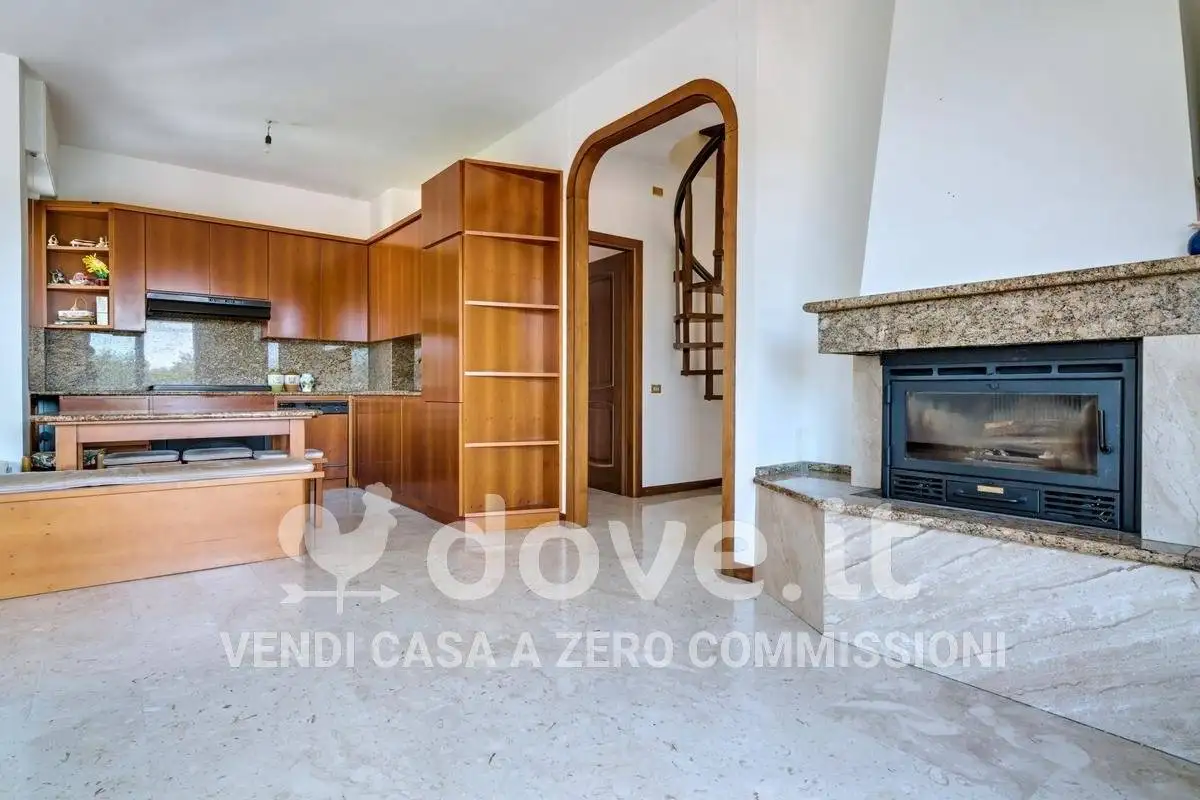 Attico - Mansarda in vendita a Alzate Brianza