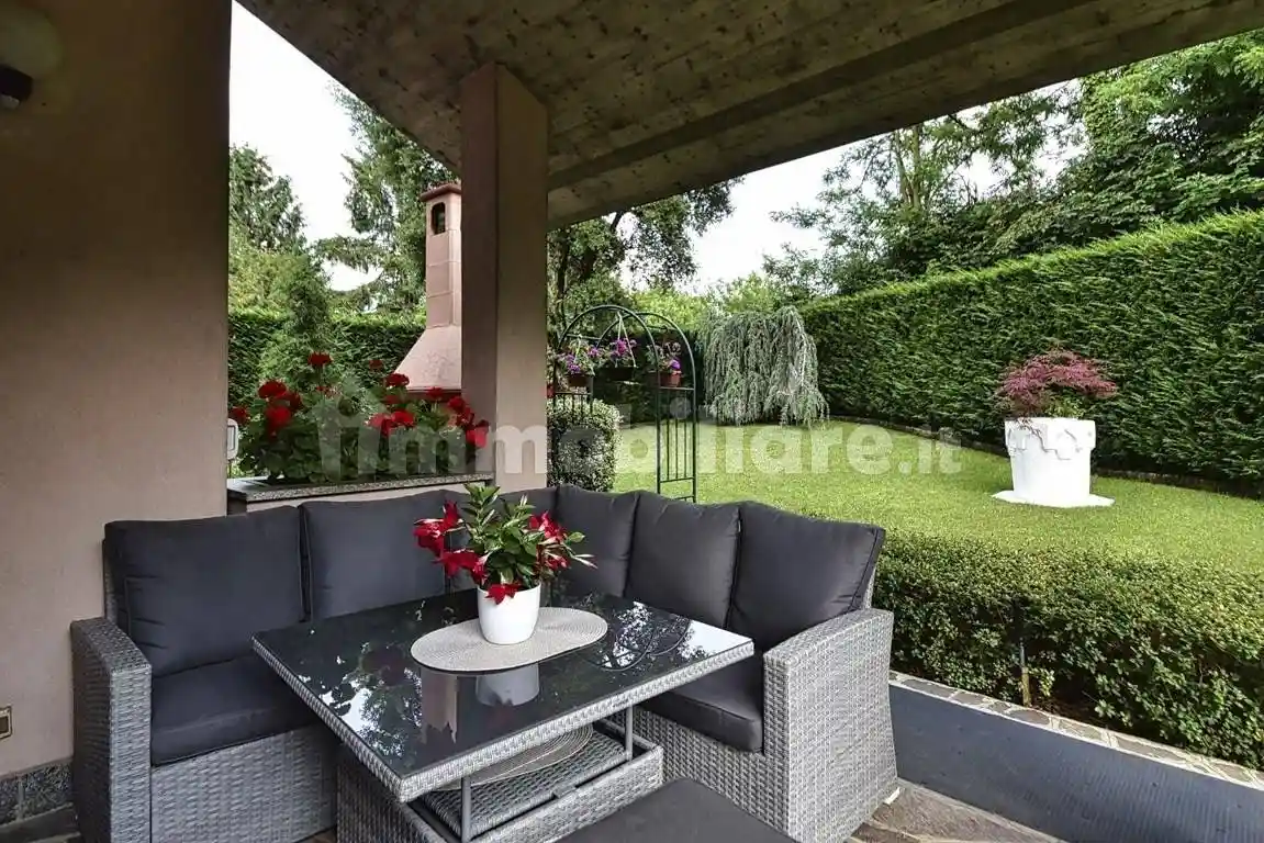 Villetta a schiera in vendita a Bernareggio
