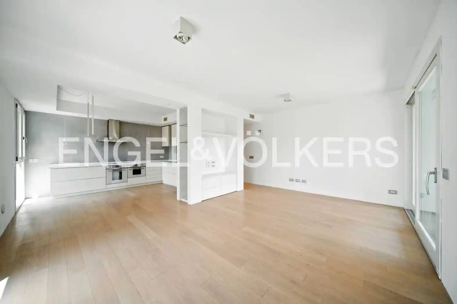 Appartamento in vendita a Varese