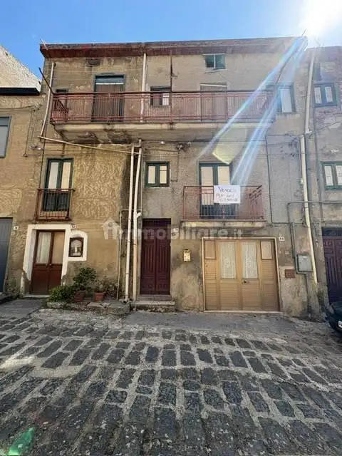 Appartamento in vendita a Marianopoli