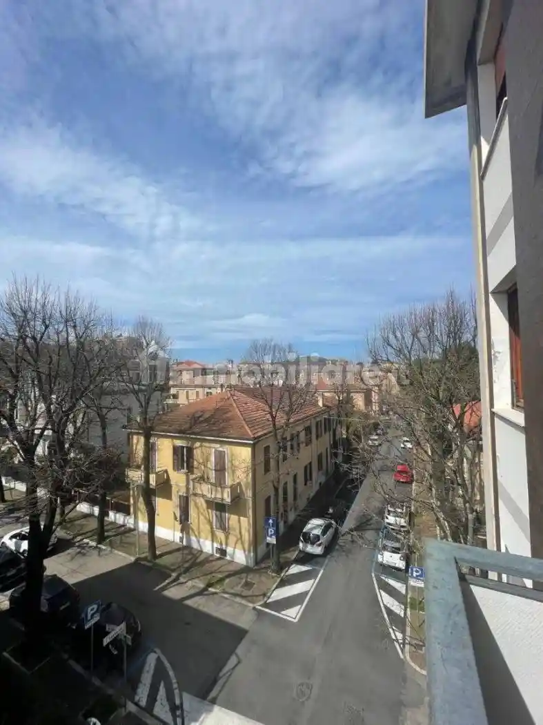 Appartamento in vendita a Pesaro
