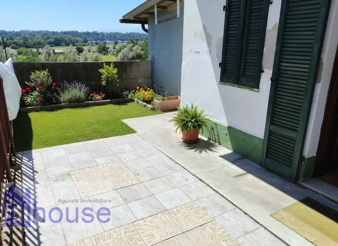 Villa a schiera 3 locali, buono stato, Castelletto Cervo - foto 5