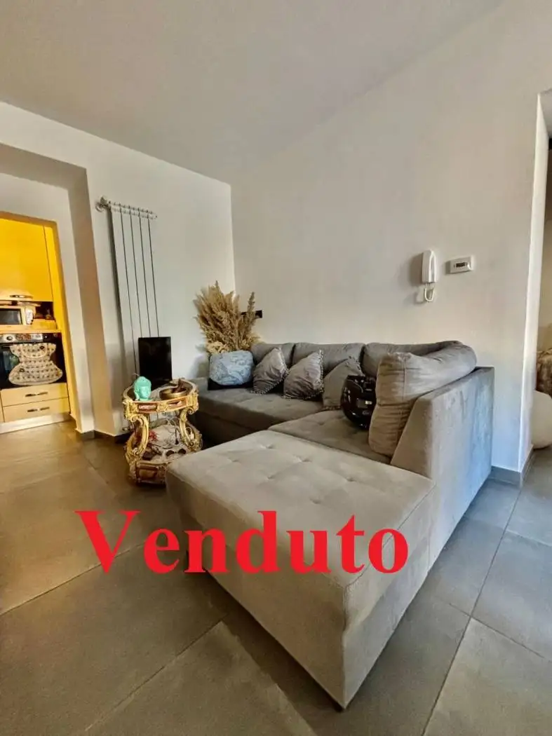 Appartamento in vendita a Luisago