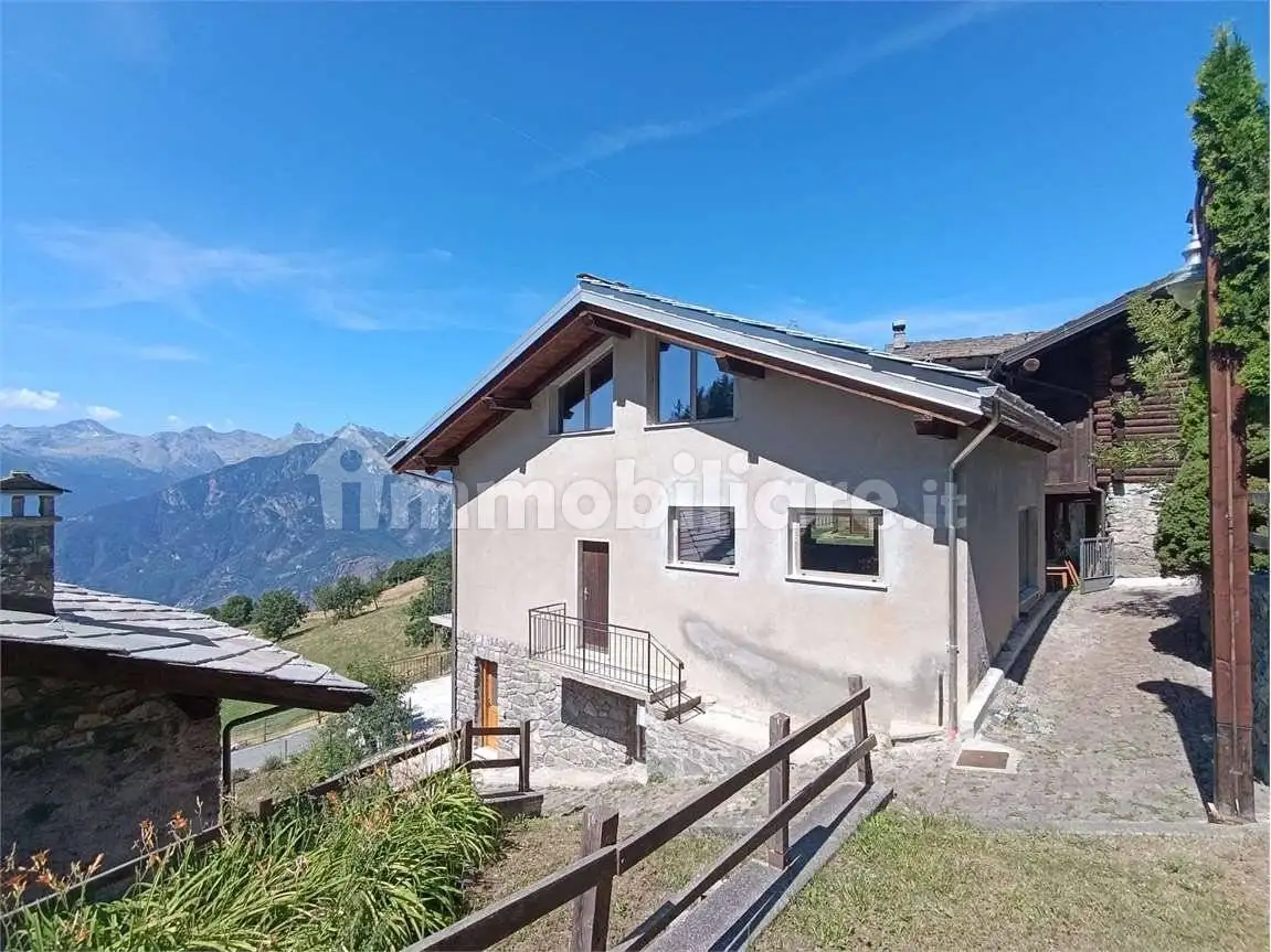 Casa indipendente in vendita a Emarèse