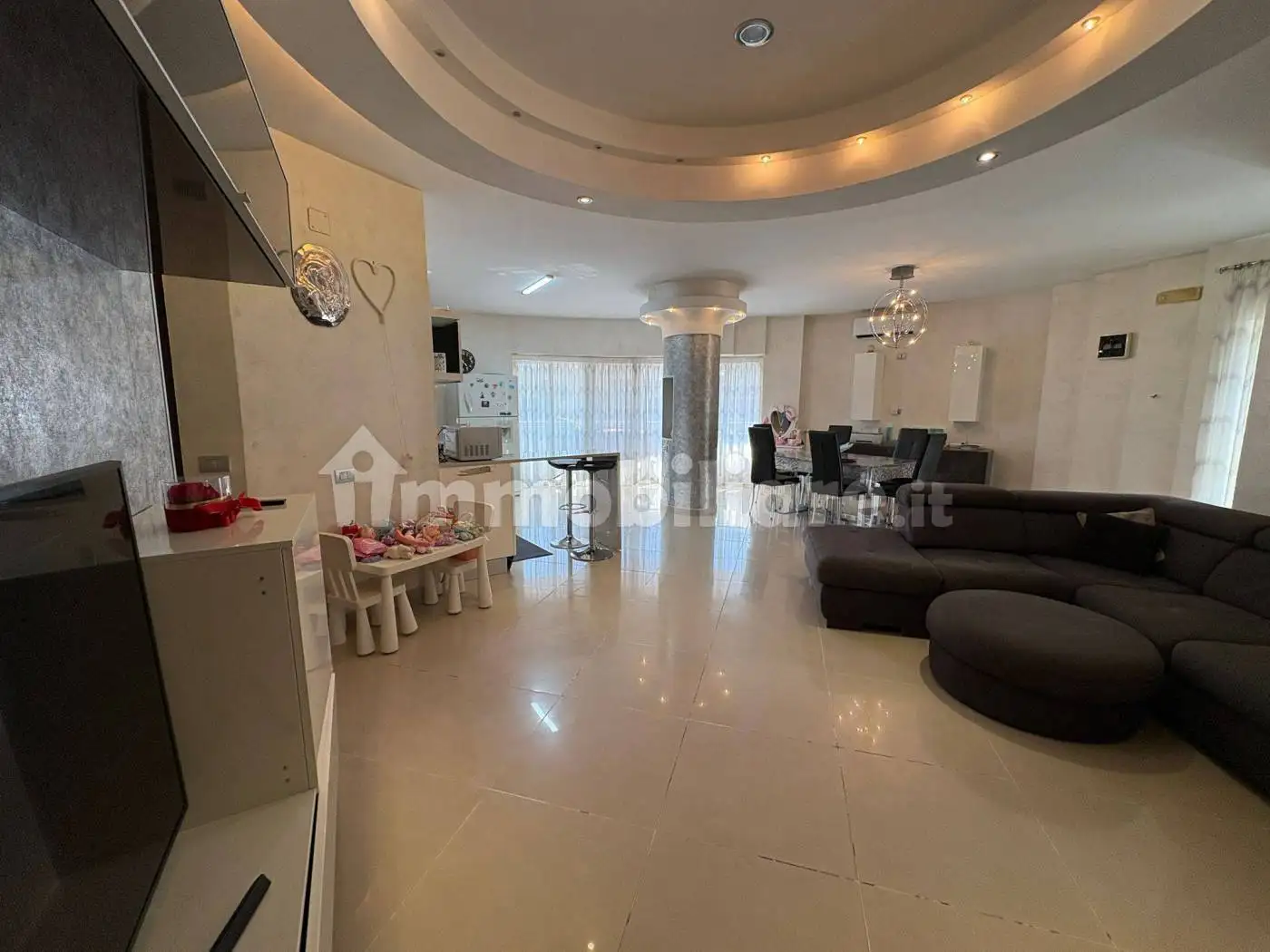 Appartamento in vendita a Napoli