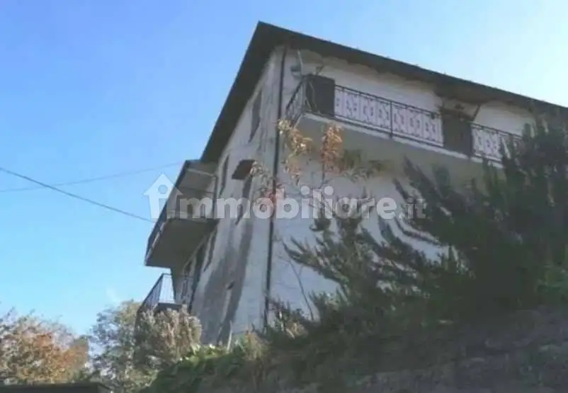 Appartamento in asta a Sesta Godano