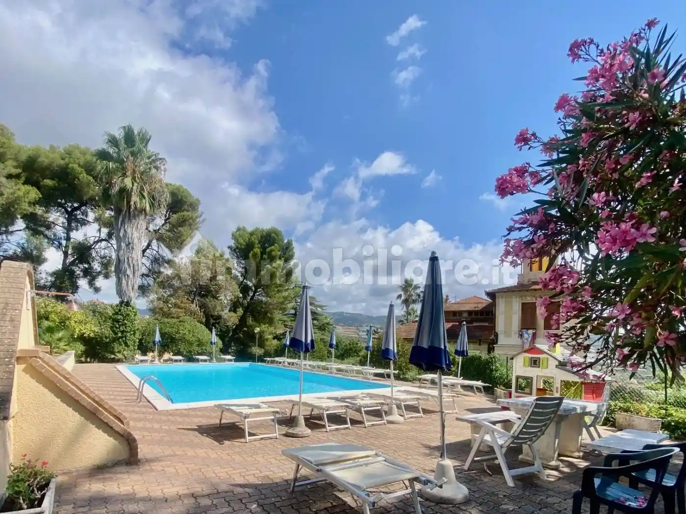 Appartamento in vendita a Imperia