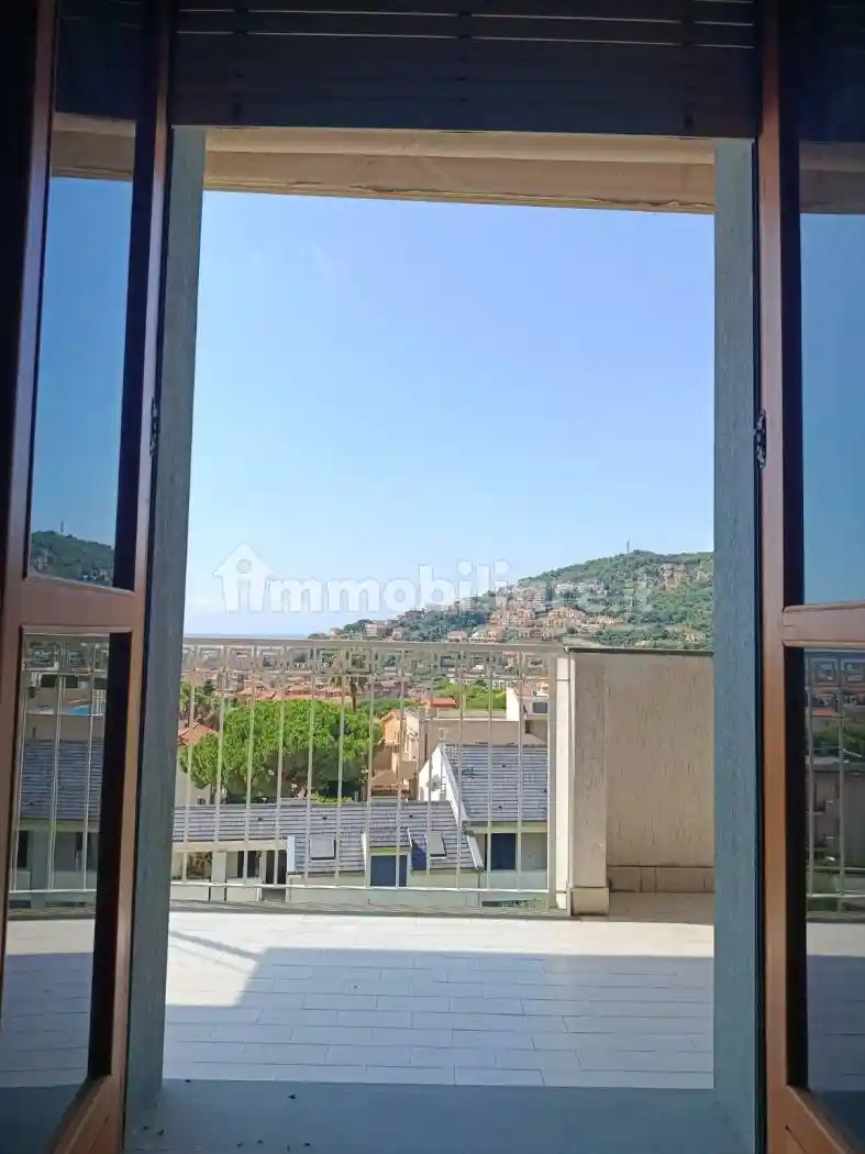 Appartamento in vendita a Pietra Ligure